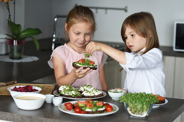 Children Prepare Microgreen Sandwiches
